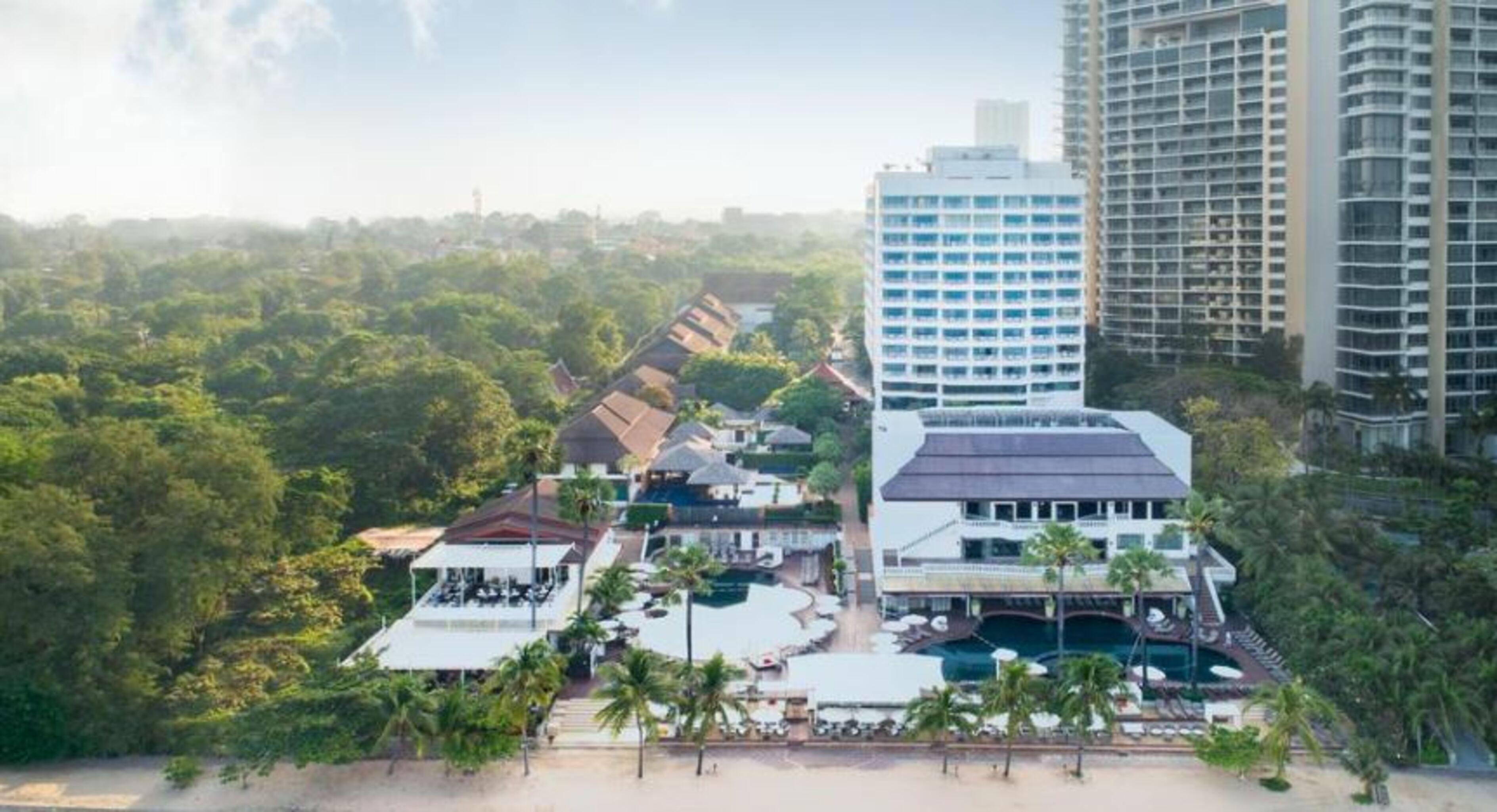 Pullman Pattaya Hotel G Εξωτερικό φωτογραφία The E&O 88