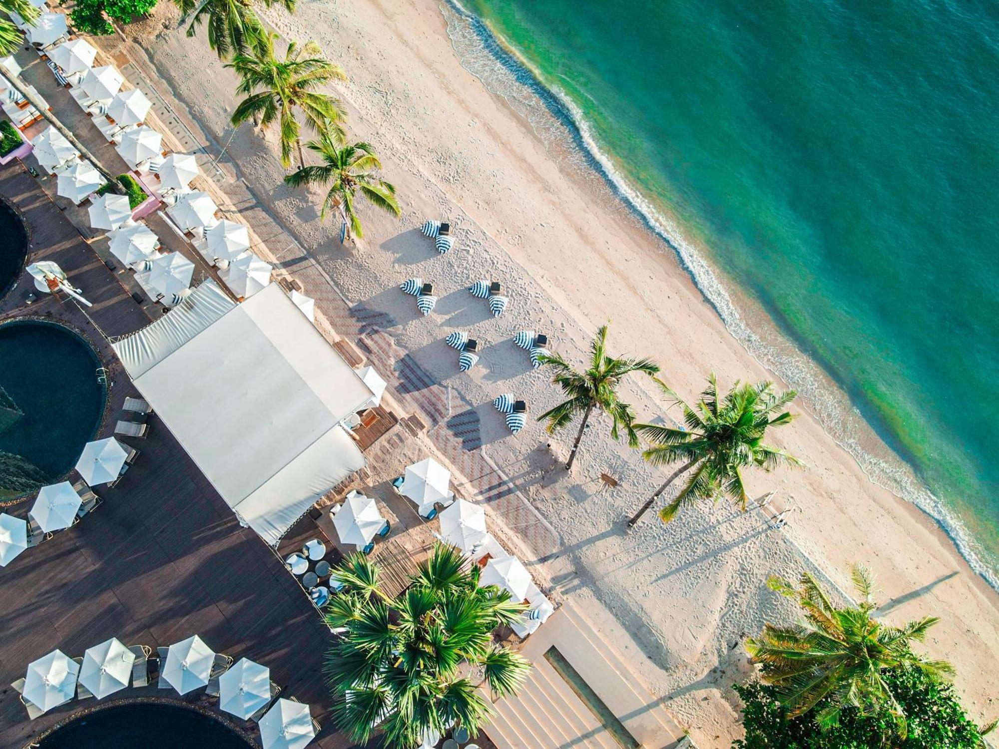 Pullman Pattaya Hotel G Εξωτερικό φωτογραφία Aerial view of the beach